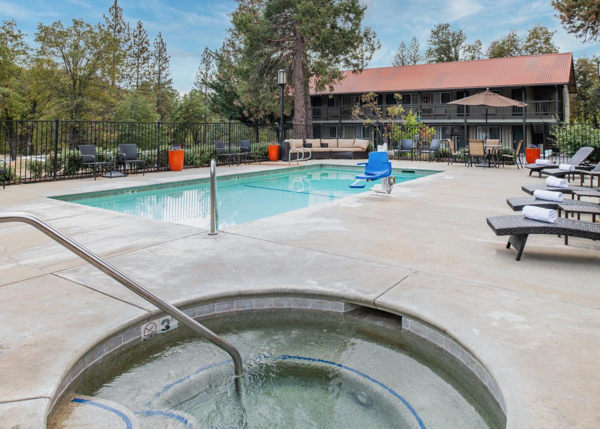 Yosemite Westgate Lodge Groveland Esterno foto